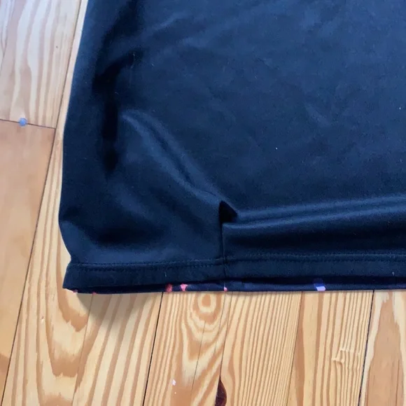 S & Apple cat shirt - Picture 5 of 6